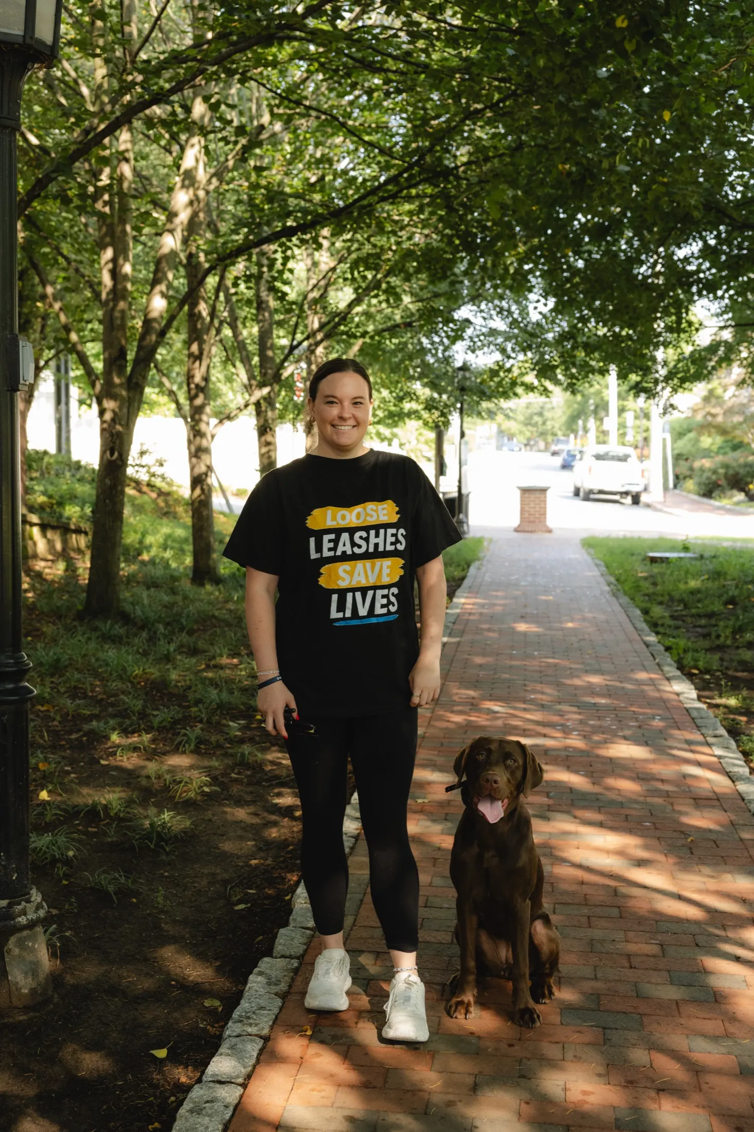 Handler and dog, end of session